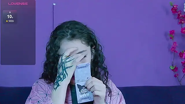 RavennMoonn online show from 09/16/25, 07:59