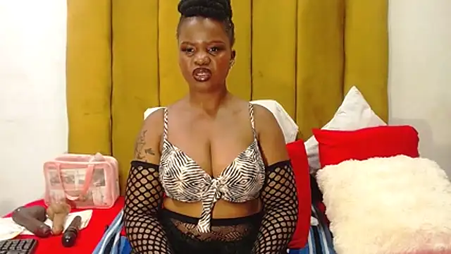 RoundaAssx22 online show from 03/19/26, 10:03