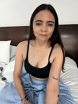 Snapshot of Cami_Konor chatting on 03/13/26, 10:05 Cami Konor online show from 03/13/26, 10:05