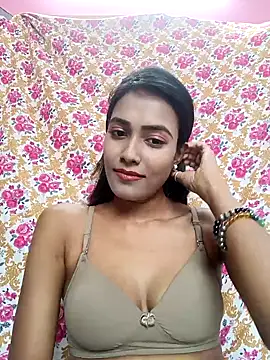 Snapshot of hornylizia123 chatting on 03/13/26, 02:40 hornylizia123 online show from 03/13/26, 02:40