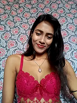 Snapshot of hornylizia123 chatting on 04/15/26, 02:40 hornylizia123 online show from 04/15/26, 02:40