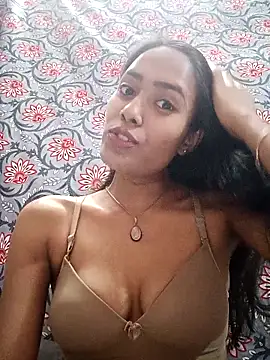 Snapshot of hornylizia123 chatting on 04/17/26, 05:05 hornylizia123 online show from 04/17/26, 05:05