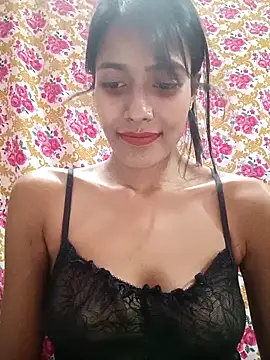 Snapshot of hornylizia123 chatting on 06/27/26, 02:44 hornylizia123 online show from 06/27/26, 02:44