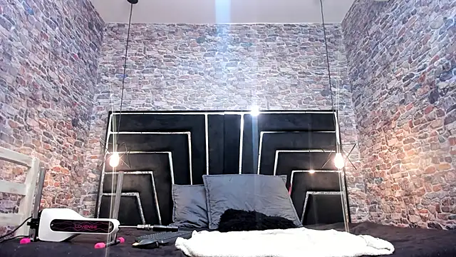 ALYANNA HOT  online show from 12/15/25, 12:09