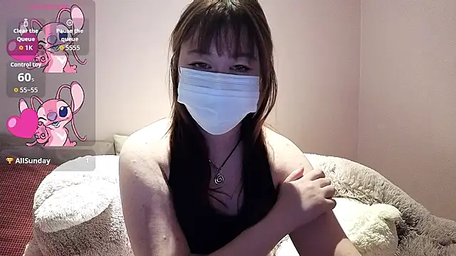 leelana217 online show from 11/18/25, 07:46