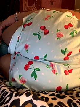 Snapshot of TranSexualJade95 chatting on 11/25/25, 09:31 TranSexualJade95 online show from 11/25/25, 09:31