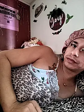 Snapshot of TranSexualJade95 chatting on 12/02/25, 08:48 TranSexualJade95 online show from 12/02/25, 08:48