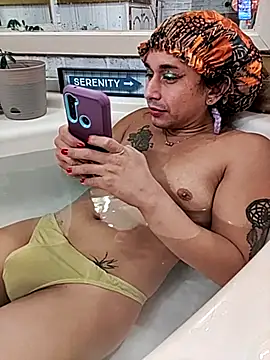 Snapshot of TranSexualJade95 chatting on 12/03/25, 08:56 TranSexualJade95 online show from 12/03/25, 08:56