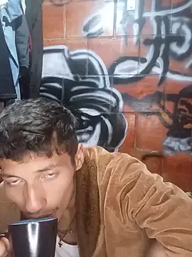 alexandercruz online show from 05/20/26, 03:07