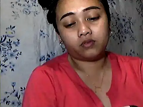 Snapshot of Pinay_Chubby20 chatting on 04/04/26, 09:56 Pinay Chubby20 online show from 04/04/26, 09:56