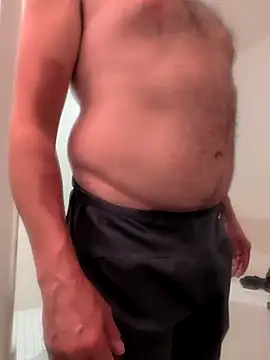 Snapshot of cloudymatt chatting on 10/23/25, 07:18 cloudymatt online show from 10/23/25, 07:18