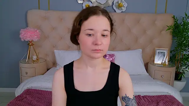 Snapshot of NancyJonson chatting on 10/01/25, 03:34 NancyJonson online show from 10/01/25, 03:34