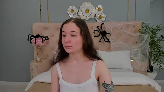 Snapshot of NancyJonson chatting on 10/26/25, 03:23 NancyJonson online show from 10/26/25, 03:23