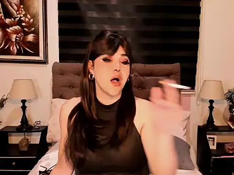 UrnextDoorTS online show from 11/09/25, 01:26