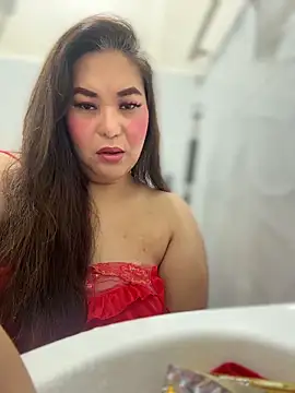 Snapshot of ashleygrahamts chatting on 10/17/25, 01:14 ashleygrahamts online show from 10/17/25, 01:14