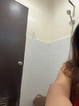 Snapshot of ashleygrahamts chatting on 11/02/25, 12:57 ashleygrahamts online show from 11/02/25, 12:57