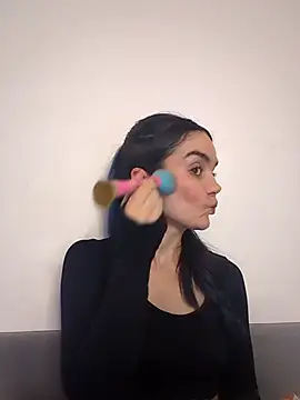 Snapshot of RosieCheexxxxxx chatting on 11/14/25, 04:38 RosieCheexxxxxx online show from 11/14/25, 04:38