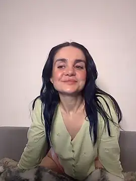 Snapshot of RosieCheexxxxxx chatting on 12/14/25, 05:02 RosieCheexxxxxx online show from 12/14/25, 05:02