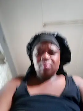 cairococo online show from 11/19/25, 04:07