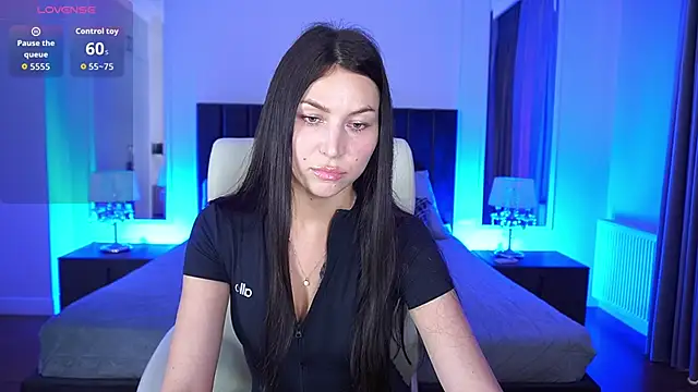 Snapshot of EliseVelour chatting on 06/03/26, 12:52 EliseVelour online show from 06/03/26, 12:52