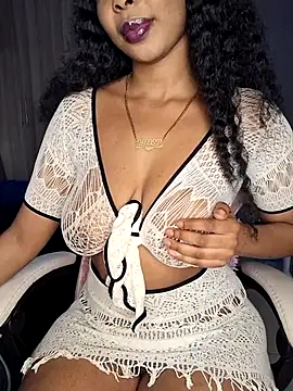 ELAINE xXxX online show from 12/02/25, 05:41