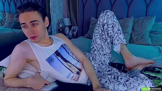 WilliamDyson online show from 10/15/25, 03:17