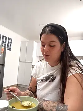 Fernandar2025 online show from 04/13/26, 04:12