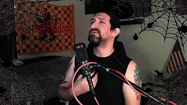 DevilPup75  online show from 10/05/25, 03:43