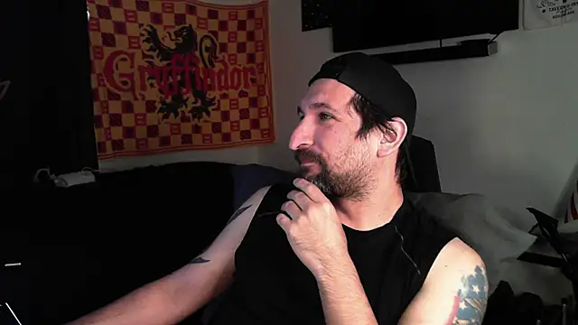 DevilPup75  online show from 10/06/25, 06:27