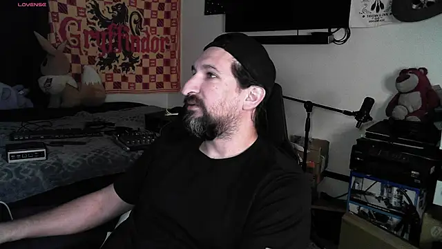 DevilPup75  online show from 01/11/26, 10:42