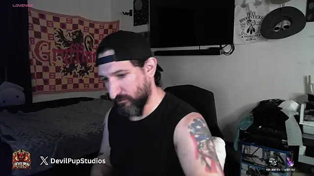 DevilPup75  online show from 02/05/26, 03:33