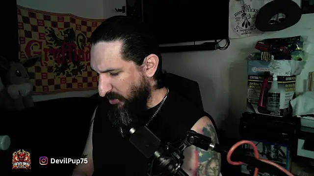 Snapshot of DevilPup75_ chatting on 04/06/26, 02:20 DevilPup75 online show from 04/06/26, 02:20