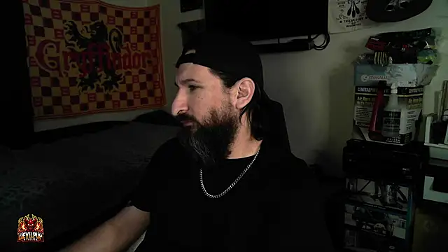 Snapshot of DevilPup75_ chatting on 04/15/26, 10:44 DevilPup75 online show from 04/15/26, 10:44