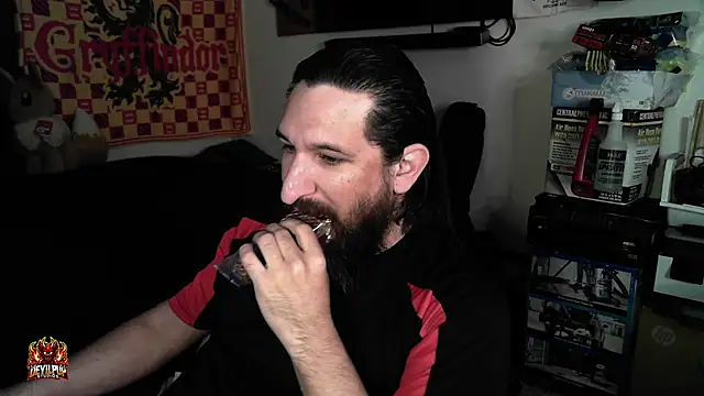 Snapshot of DevilPup75_ chatting on 04/18/26, 12:53 DevilPup75 online show from 04/18/26, 12:53