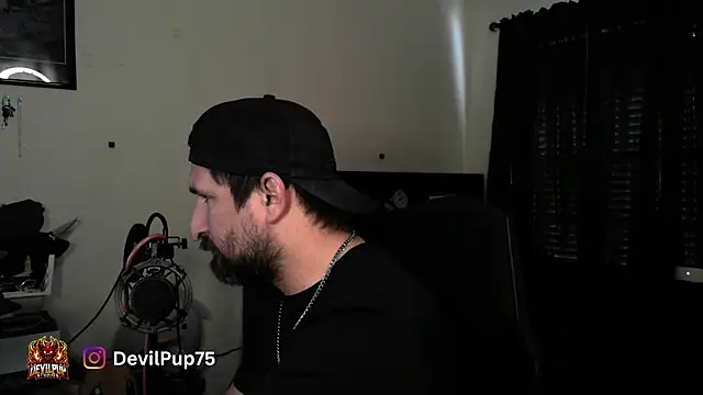 DevilPup75  online show from 07/26/26, 03:08