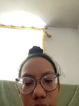 Valen1800 online show from 02/11/26, 03:39