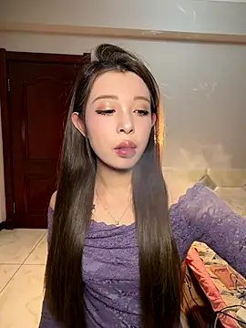 tuanzi125216 online show from 11/11/25, 05:46