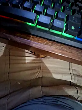 Tesudao00000 online show from 11/08/25, 12:22