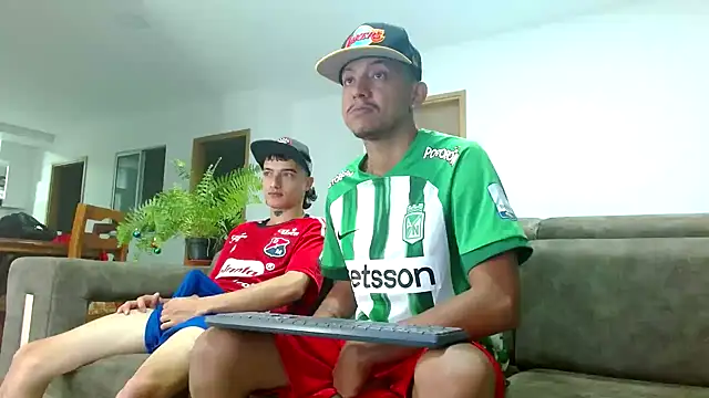 skinny23cm online show from 12/12/24, 07:41