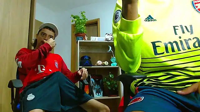 skinny23cm online show from 10/03/25, 09:28