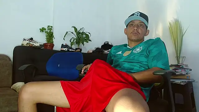 skinny23cm online show from 03/31/26, 04:07