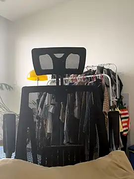 Snapshot of Ryder_ chatting on 10/21/25, 11:38 Ryder online show from 10/21/25, 11:38