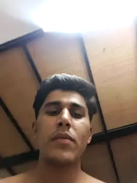 Snapshot of HarryChoudhary21 chatting on 10/16/25, 01:01 HarryChoudhary21 online show from 10/16/25, 01:01