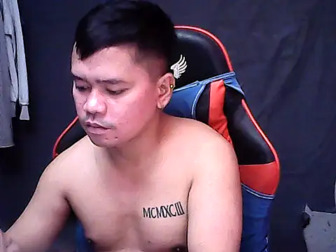 Snapshot of sweet_sexyasian69 chatting on 04/21/26, 01:42 sweet sexyasian69 online show from 04/21/26, 01:42