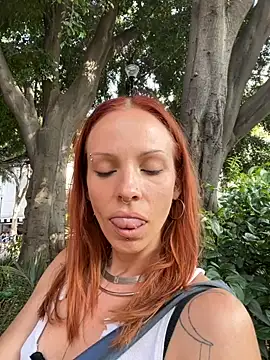 Snapshot of haley_diosita chatting on 11/05/25, 09:04 haley diosita online show from 11/05/25, 09:04