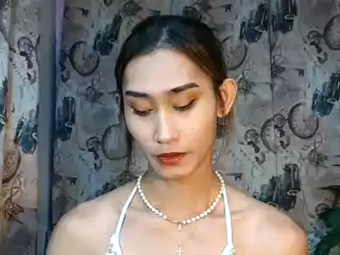 Snapshot of youarea_dreamer chatting on 11/30/25, 07:29 youarea dreamer online show from 11/30/25, 07:29