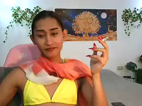 Snapshot of youarea_dreamer chatting on 12/21/25, 06:15 youarea dreamer online show from 12/21/25, 06:15