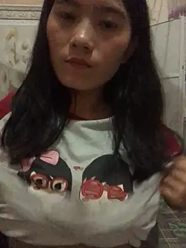 Snapshot of Maymay97 chatting on 09/19/25, 02:07 Maymay97 online show from 09/19/25, 02:07