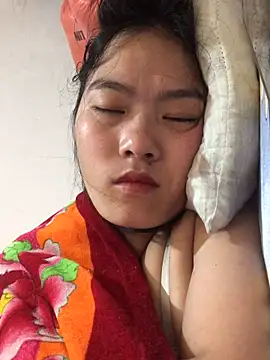 Snapshot of Maymay97 chatting on 10/02/25, 12:28 Maymay97 online show from 10/02/25, 12:28