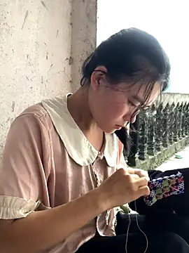 Snapshot of Maymay97 chatting on 10/17/25, 06:49 Maymay97 online show from 10/17/25, 06:49